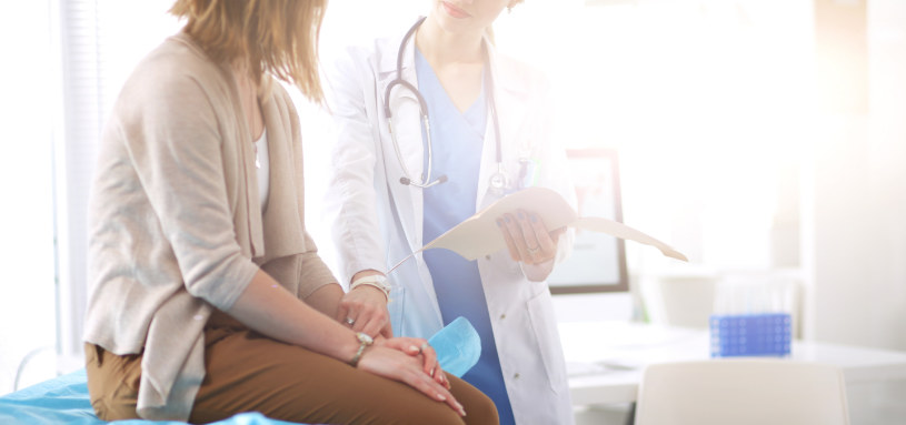 A doctor consults a patient regarding the dangers of steroids withdrawal.